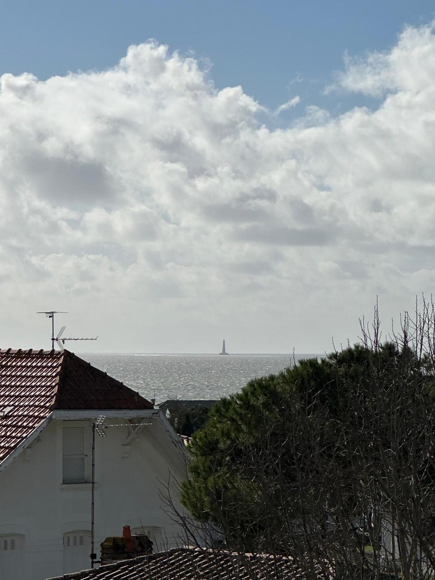 Superbe T4 Vue Mer A Royan, 2 Min A Pied Des Plages Εξωτερικό φωτογραφία